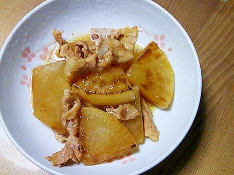 大根と豚肉の煮物